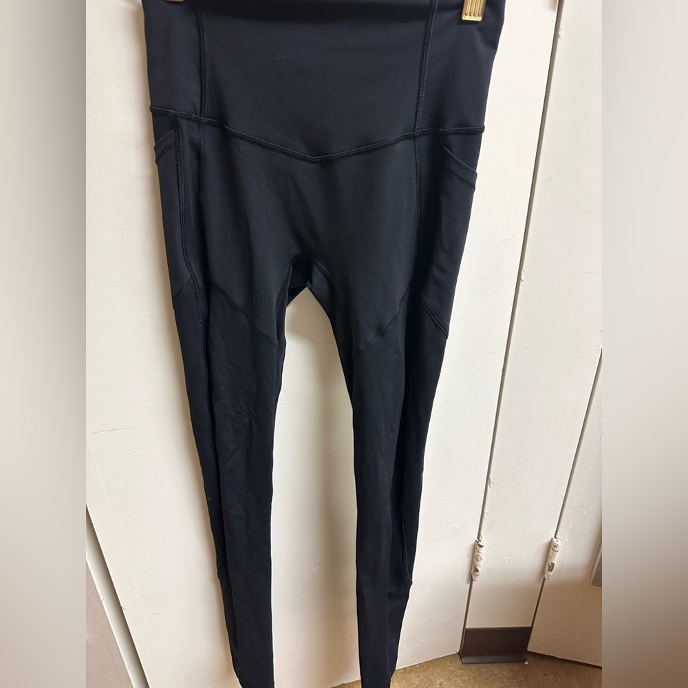 Lululemon Size 4 black leggings!